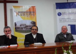 Santiago Silva Retamales, Juan Espinoza y Carlos Junco presenta el Nuevo Testamento de la BIA del CELAM y PPC en Bogotá 27 julio 2015